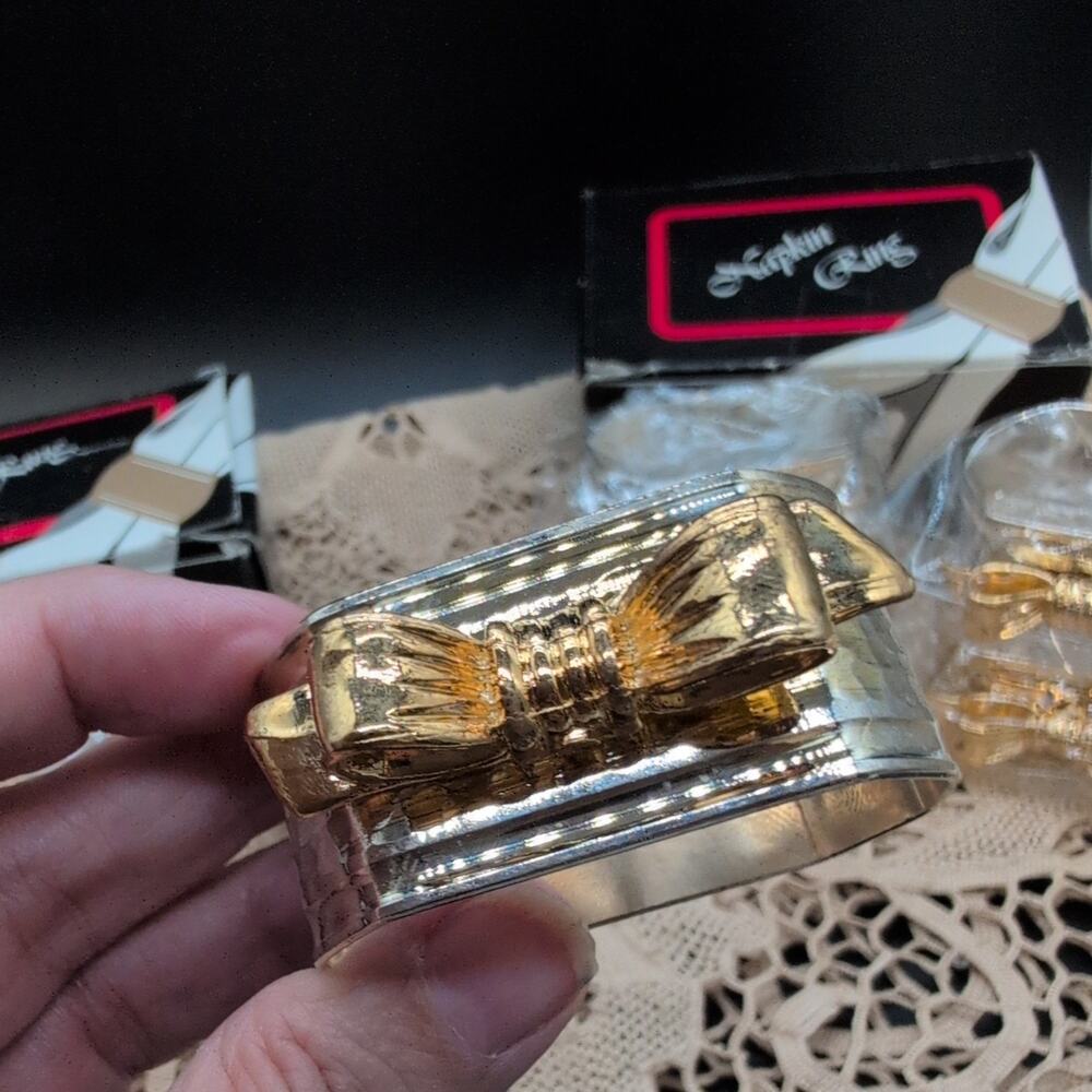 Vintage Napkin Rings Set of 8 Silver Tone With Gold Bow NIB